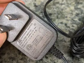 GQ07-060015-DU 3YE Switching Ac Adapter #3