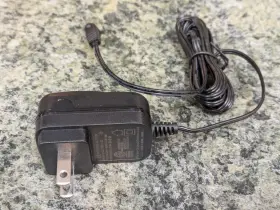 GQ07-060015-DU 3YE Switching Ac Adapter