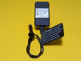 3ye Gq12-050150-auo Bulbhead Star Shower Motion Light 2-prong Ac Adapter 5v 1a