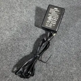 TB-235 A-D Ac Adaptor Power Supply Wall Plug