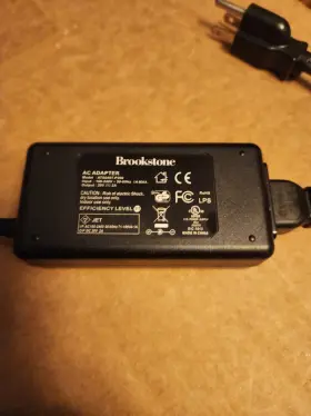 Adapter Tech. Ats040t-p200 Brookstone 20v 2a Ac Positive Tip Tested Working