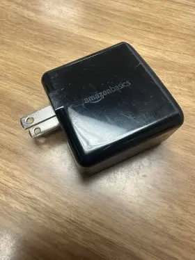 Amazonbasics B0773jn3p Wall Charger Model Input 100-240v 50/60hz 0.6a Output