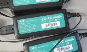 558124-008 APD Ac Verizon Fios Power Adapter 558124-008 APD Ac Verizon Fios Power Adapter