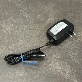 588401-001-00 APD Ac Adapter Power Supply