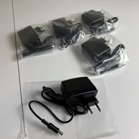 Cui Inc Swi25-5-e 5 Pack Switching Adapter Model P/n Swi25-5-e-p5 5v 4a 20w Cui Inc Swi25-5-e 5 Pack Switching Adapter Model P/n Swi25-5-e-p5 5v 4a 20w
