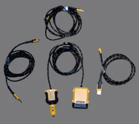 Dewalt 1410475 5-port Front And Back Seat Mobile Usb Pd Charger Model 3 Cables