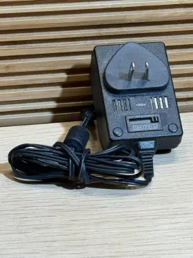 Dynex Dx-ac1200 Universal Ac Power Adapter Output Dc 3v 4.5v 5v 6v 9v 12v 1200ma