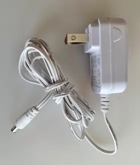 Ecosmart Sw0590600-f02 Brightpower Intertek 4004016 100-240vac Input 5.9vdc 600ma Adptr