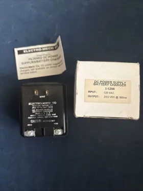 I-1298 ELECTO-MECH Electro Power Supply Battery Charger Nos
