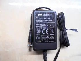 3A-186DB05 POWER Switch Supply Screw Lock Plug