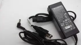 Fsp Group Inc. Fsp065-rebn2 Genuine Switching Power Adapter 65w 19v 3.42a 5.5x2.5