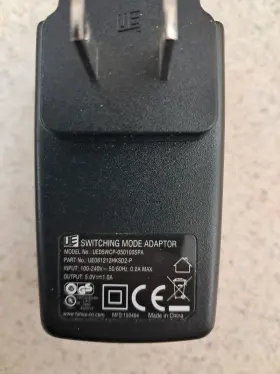 UE081212HKSD2-P FUHUA Wall Switching Adaptor Usb Plug Charger