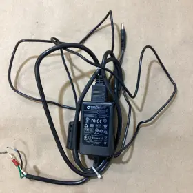 Globtek Gt-41130-2024-t3a New Original 4-pin Ac Adapter 24v Tr9li1000r04nrbg2624