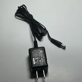 Gme Gfp051u-060 Switching Ac/dc Power Adapter Model Dc 6v 0.5a Gme Gfp051u-060 Switching Ac/dc Power Adapter Model Dc 6v 0.5a