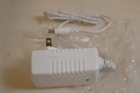 Gve Gm25-294095-1a Ac/dc Adapter White