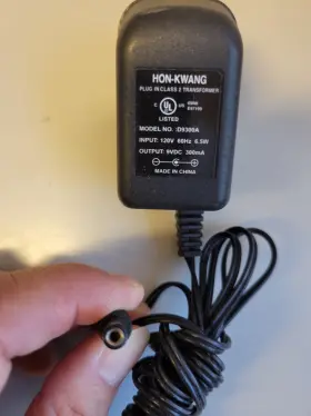 Hon-kwang D9300a Hon-kwang Ac Adapter Power Supply 9v 300ma Hon-kwang D9300a Hon-kwang Ac Adapter Power Supply 9v 300ma