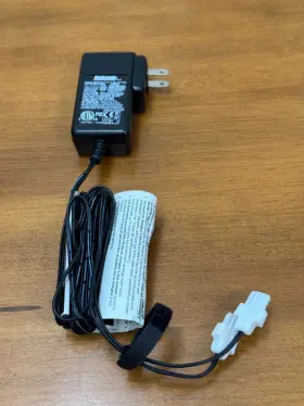 Hotronic Gr77111/2010 Foot Warmer Battery Charger Gr77111 /2015 For 3.6v / 4.8v Pack Hotronic Gr77111/2010 Foot Warmer Battery Charger Gr77111 /2015 For 3.6v / 4.8v Pack