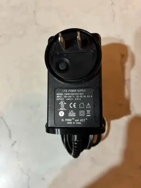 I.t.e Cenb1020a2441b01 I.t.e Model Power Supply Input 100-240 V. 50-60 Hz 0.5 A