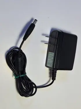 Jentec Ah1815-b Genuine 100-240v 50-60hz 0.4a Ac 15v 1.2a Dc Power Adapter