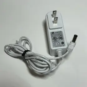 Ju Yuan Hai Jyh37-2400650-ca Ac Adaptor Model 24v 0.65a