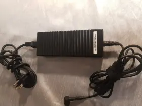 Juniper 640-32010-a Genuine Ac Power Adapter 12v 2.5a For Delta Adp-135fb B Oem