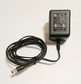 Kinyo Yl-35-090200a Oem Yl-35-090300d Ac / Dc Power Adapter 120v 60hz 5.3w - 9v 300ma