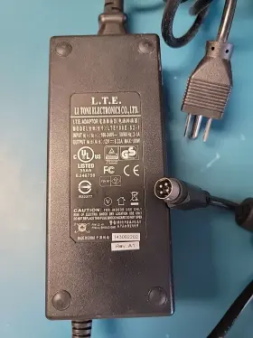 100E-S2-1 L.T.E Ac Adaptor