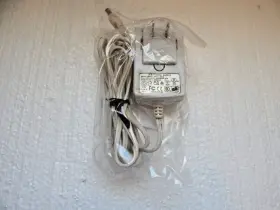 L.t.e Amdd-20052-300a L.t.e White Ac Adapter 5vdc 1.0a 5.2v 300ma Oem