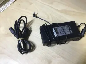 Linksys / Cisco 48/3.125 Oem 150w Ac Adapter Dpsn-150jb B 45v 3.125a Power Supply W.cord