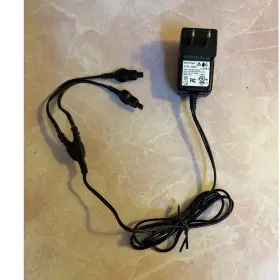 Logitech Kwt040a060l022 Freepulse Ac/dc Adaptor 6v Dual Plug Connector Model Kwt06a00jl0622