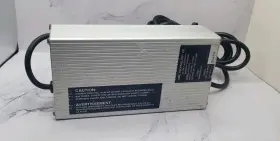 Mrc Technologies Mrc24-5l Battery Charger. 3 Pin