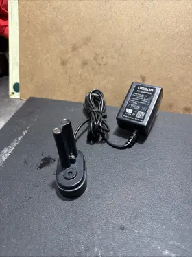 Omron Neb-ac-10z Ac Adapter Model 3 Volt Dc 1000 Ma Great Condition