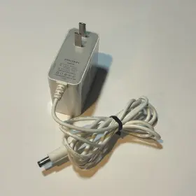 Phicomm Yh-af-120a150-ch Ac Adapter Model 12v 1.5a