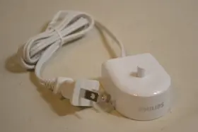 2310021C PHILIPS Adapter Charger