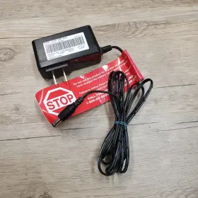 Razor 13112181 Genuine Electric Scooter Power Core E90 Glow Charger 12v 1a Tested
