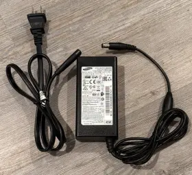 A4514-FPN SAMSUNG Ac Adapter Power Supply Charger