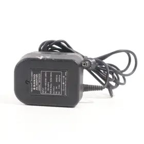 Sanyo 9cv240a Ac Adaptor 120v/240v Output Dc-9v-200ma 7.5v-300ma