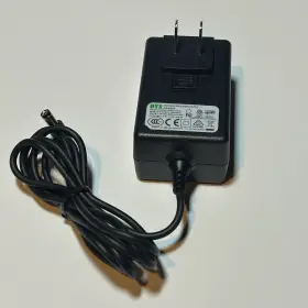 DYS624-12025016B26 SCOCHE Switching Power Supply