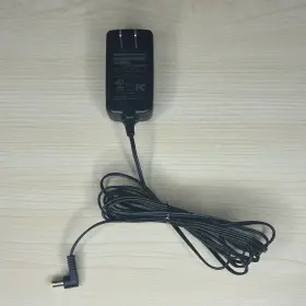 Scoopfree Soy-1800083 Ac/dc Adapter Model 18v 0.83a