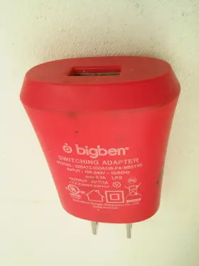 Shenzhen Gongjin Electronics Co. Ltd. S05a72-050a100-p4/bb6146 Bigben Switching Adapter Power Supply 5v 1a