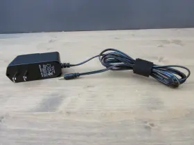 LX042200 SIMON PEARCE Ac Power Adapter Charger Led Light