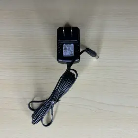 Simsukian Sk01g2-0500100u Ac/dc Adapter Model 5v 1a