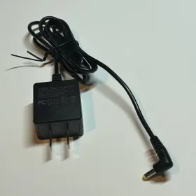 Snrox Sr-c50501000u2 Ac/dc Adapter Model 5v 1000ma Snrox Sr-c50501000u2 Ac/dc Adapter Model 5v 1000ma