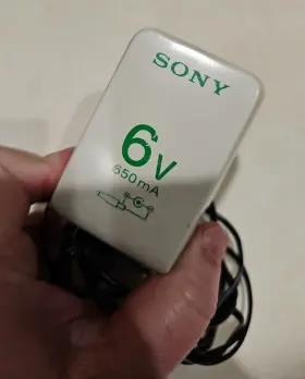 Sony Ac-d1m Genuine Oem Original Ac Adapter 3w 1.5v 350ma For Walkman Dd-9