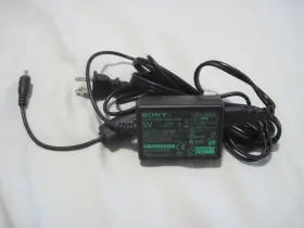 Sony Upa-ac05 Ac Power Adapter Charger Model Upa -ac05 Output 5v 100 - 240v Oem Sony Upa-ac05 Ac Power Adapter Charger Model Upa -ac05 Output 5v 100 - 240v Oem