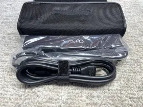 Sony Vgp-ac19v51 Genuine Ac Power Supply Adapter Vaio 19.5v 4.7a 90w