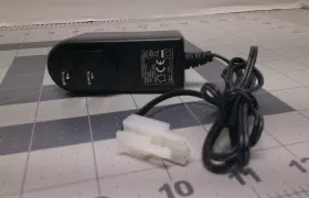 XVE-1200030 TENERGY Ni Charger