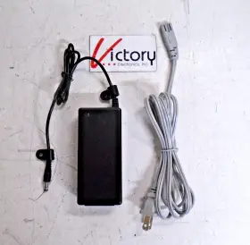 Tresanti Zl-d060we2402100 Used Ac Adapter And Power Cable For Desks 50w 24v 2.1a