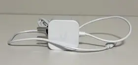 Ubiquiti E005-11050100vu Oem 5 Watt Universal A/c Power Adapter Usb-c 5.0 V 1.0 A Model E005