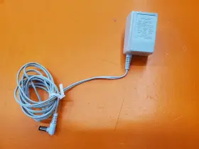AE-570 UNIDEN Ac Power Adapter AE-570 UNIDEN Ac Power Adapter